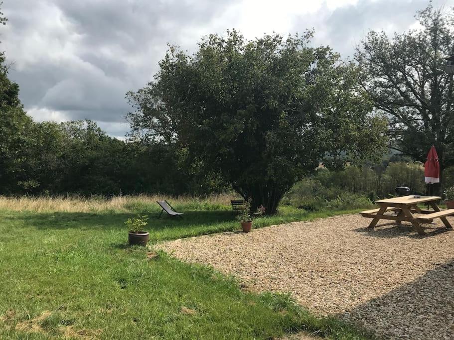 Maison De Bois En Pleine Nature A 20 Min De Beaune Montceau-et-Echarnant Ngoại thất bức ảnh